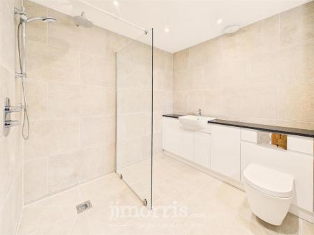 En Suite Wet Room