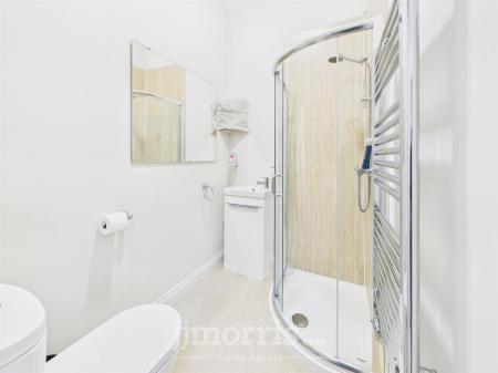 En Suite Shower Room