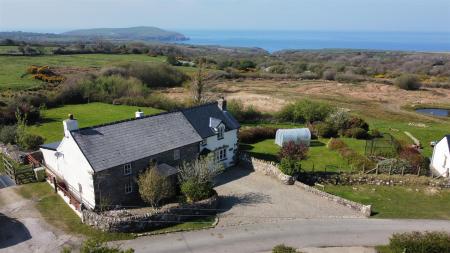 Maesteg Mountain West, Newport, Pembroksehire, SA4