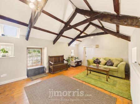 Lounge/Gym/Games Room