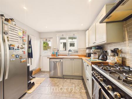 Kitchen/Breakfast Room