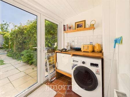 Utility Room/Rear Hall