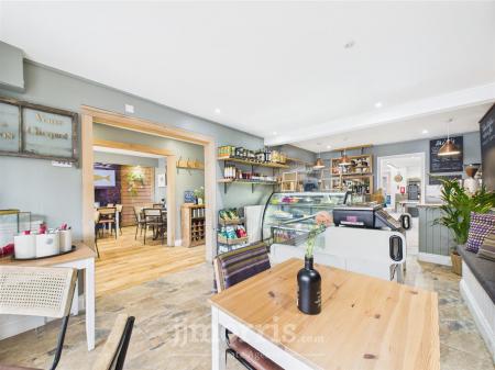 Shop/Delicatessen/Restaurant