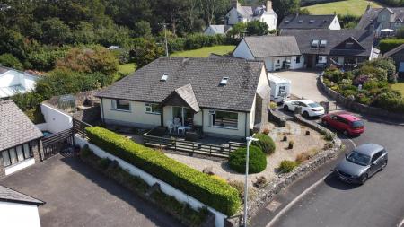 9, Tir Treharne Newport, Pembrokeshire, SA42 0RN 8