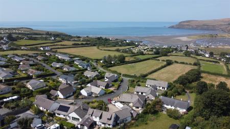 9, Tir Treharne Newport, Pembrokeshire, SA42 0RN 3