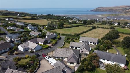9, Tir Treharne Newport, Pembrokeshire, SA42 0RN 6