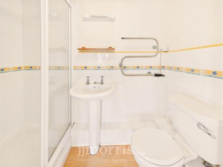 En Suite Shower Room