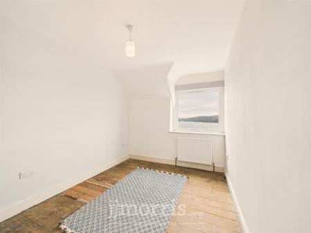 Bedroom 2 (Rear)