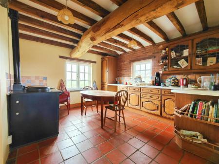 Kitchen/Dining Room