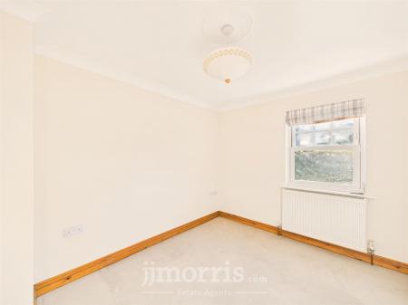 Bedroom 4  (front)