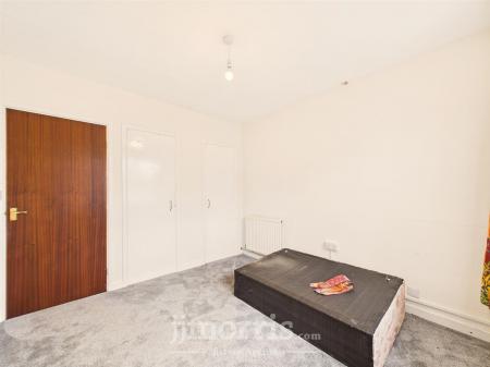 Bedrooom 2