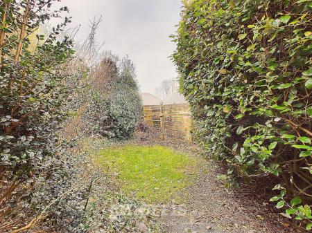 CAM02122G0-PR0214-STILL008.jpg