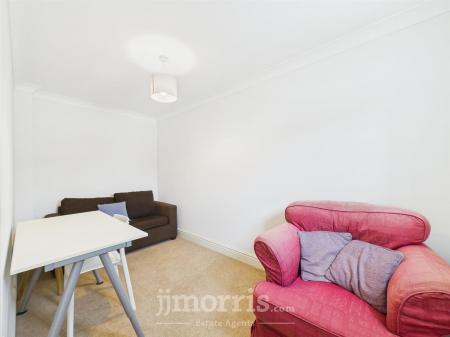 Study/Bedroom 4