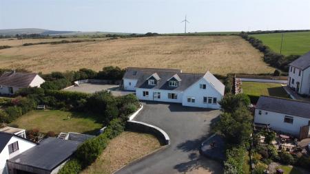 Highview,, Plas-y-Fron Fishguard, Pembrokeshire, SA65 9LR 7.jpg