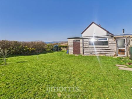 CAM02121G0-PR0136-STILL008 - Copy - Copy.jpg