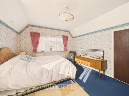 BEDROOM 3