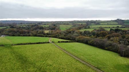 dji_fly_20241031_133850_975_1730381953740_photo_optimized.jpg