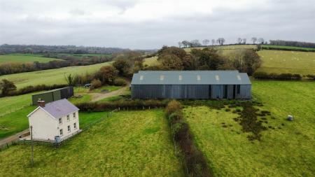 dji_fly_20241031_133316_959_1730381647616_photo_optimized.jpg