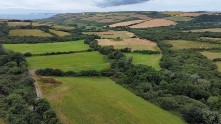 dji_fly_20250716_105452_444_1752659906244_photo_optimized.jpg