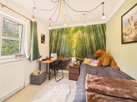 BEDROOM TWO