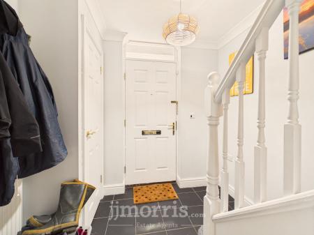 ENTRANCE HALLWAY