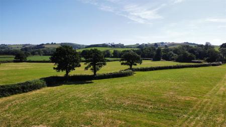 dji_fly_20250710_095834_139_1752137946510_photo_op