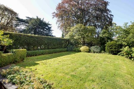 9 Clifton Park - Web-14.jpg