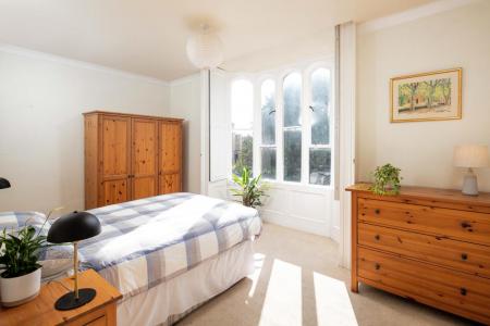 9 Clifton Park - Web-4.jpg