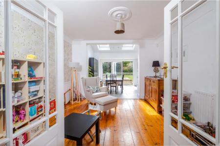 42 Kewstoke Road-9.jpg