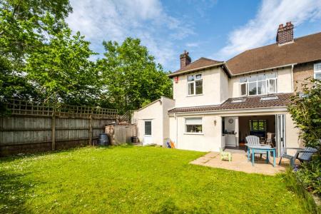 42 Kewstoke Road-16.jpg