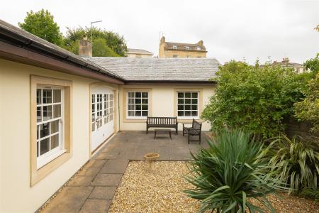 10 Percival Road ph51.jpg