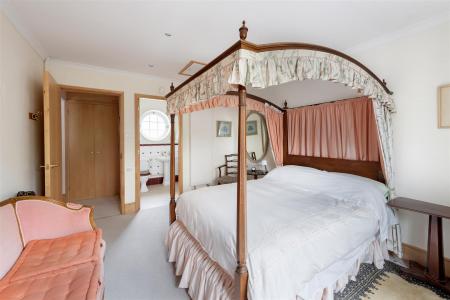 10 Percival Road ph7.jpg