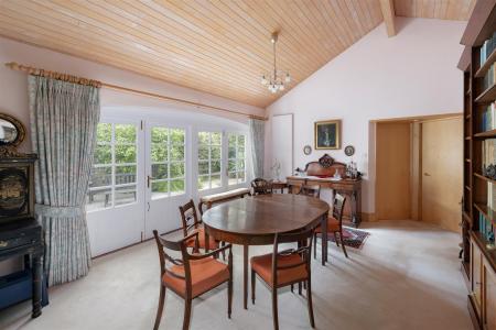 10 Percival Road ph30.jpg