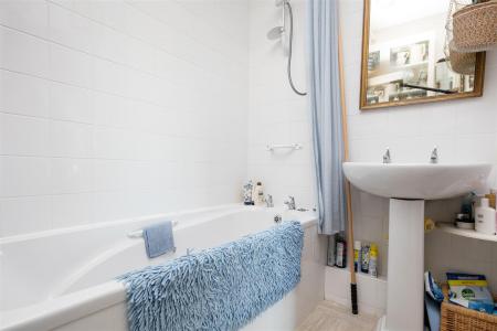 52a Church Road-5.jpg