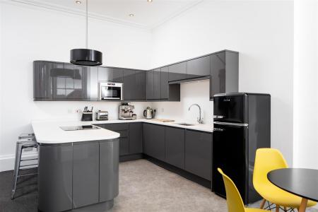 Flat 7 York House-12.jpg