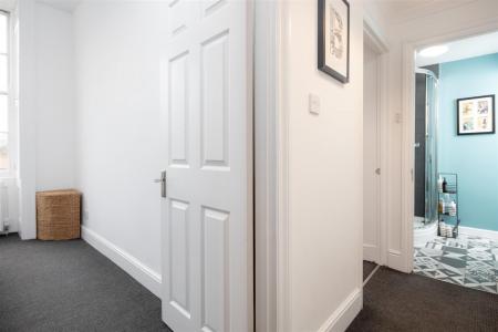 Flat 7 York House-3.jpg