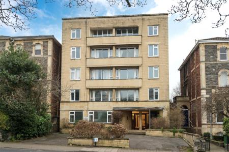 Flat 50 (Penthouse) College Court-1 EDIT.jpg