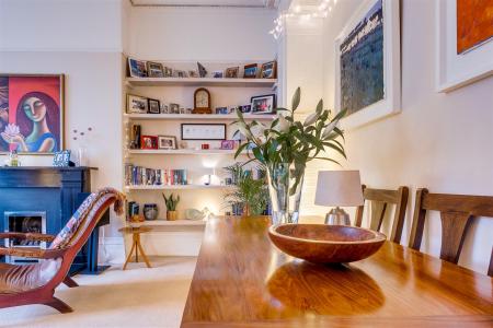 6 Pembroke Mansions-17.jpg