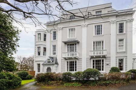 6 Pembroke Mansions-11.jpg