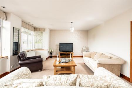 52 Flax Bourton Road-2EDIT.jpg