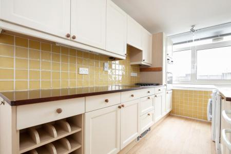 14 Harley Court-9.jpg