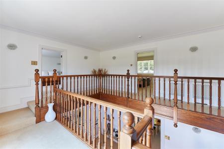 Woodleigh House Manor Lane Abbots Leigh Bristol BS