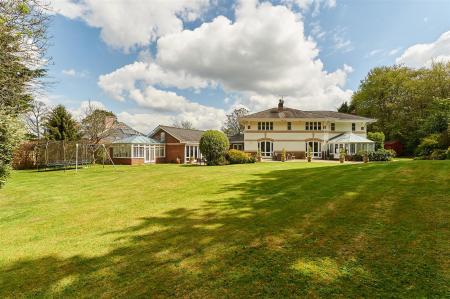 Woodleigh House Manor Lane Abbots Leigh Bristol BS