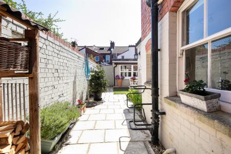 5 Oldfield Road-10.jpg