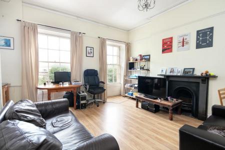 2nd FF 3 Vyvyan Terrace-8.jpg