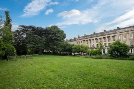 2nd FF 3 Vyvyan Terrace-15_EDIT.jpg