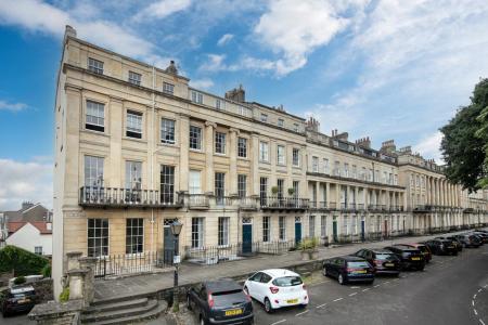 2nd FF 3 Vyvyan Terrace-2_EDIT.jpg