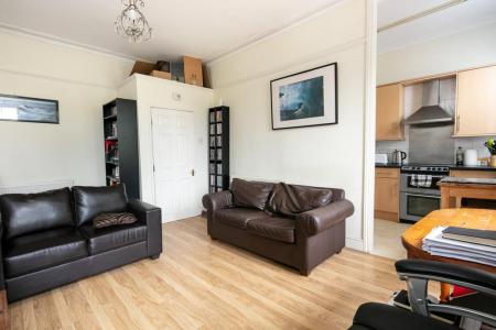 2nd FF 3 Vyvyan Terrace-12.jpg