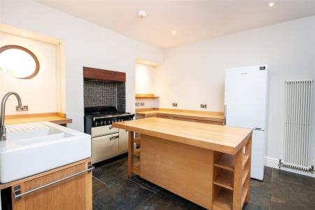 5 Cornwallis Avenue-7.jpg