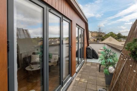 6 Harley Mews-27_EDIT.jpg